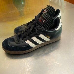 Adidas Samba